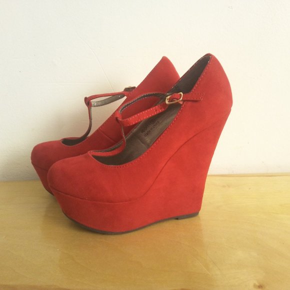Sassy Sexy Lipstick Red Faux Suede Mary Jane Tall Platform Wedges - Picture 4 of 7